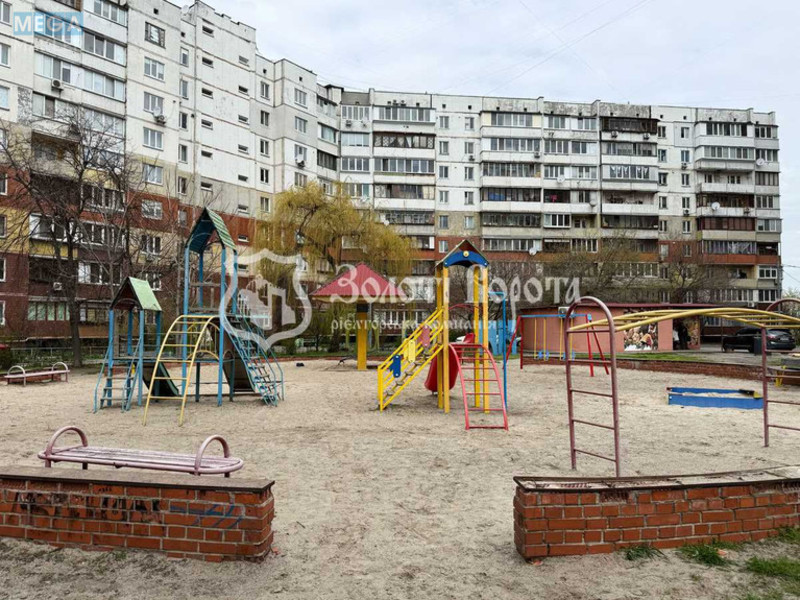 Продаж 2 кімнатної квартири (50,9/30/8), 9 пов. 9 пов. будинку, <a class="location-link" href="/kiev/" title="Недвижимость Київ">Київ</a>, <a class="location-link" href="/kiev/desnyanskij/" title="Недвижимость Деснянський район">Деснянський р-н</a>, Володимира Маяковського просп., 12 (изображение 18)