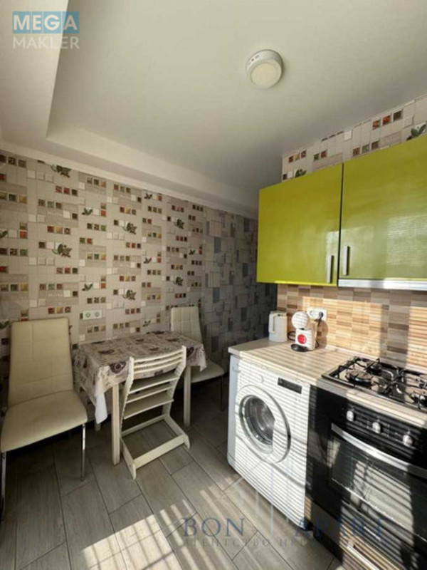 Продаж 1 кімнатної квартири (30,8/15,1/6,7), 9 пов. 9 пов. будинку, <a class="location-link" href="/kiev/" title="Недвижимость Київ">Київ</a>, <a class="location-link" href="/kiev/dneprovskij/" title="Недвижимость Дніпровський район">Дніпровський р-н</a>, Флоренції вул., 12а (изображение 4)