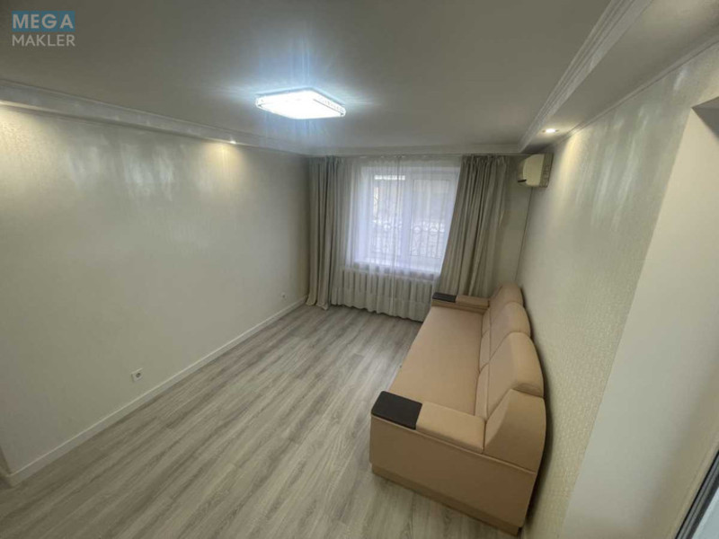 Оренда 2 кімнатної квартири, <a class="location-link" href="/kiev/" title="Недвижимость Київ">Київ</a>, <a class="location-link" href="/kiev/desnyanskij/" title="Недвижимость Деснянський район">Деснянський р-н</a>, Лісовий просп., 13 (изображение 3)