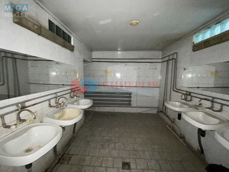 Оренда комерційної нерухомості, 2&nbsp;100&nbsp;кв.м, под склад, <a class="location-link" href="/kiev/" title="Недвижимость Київ">Київ</a>, <a class="location-link" href="/kiev/solomenskij/" title="Недвижимость Солом'янський район">Солом'янський р-н</a>, Народного Ополчения ул. (изображение 11)