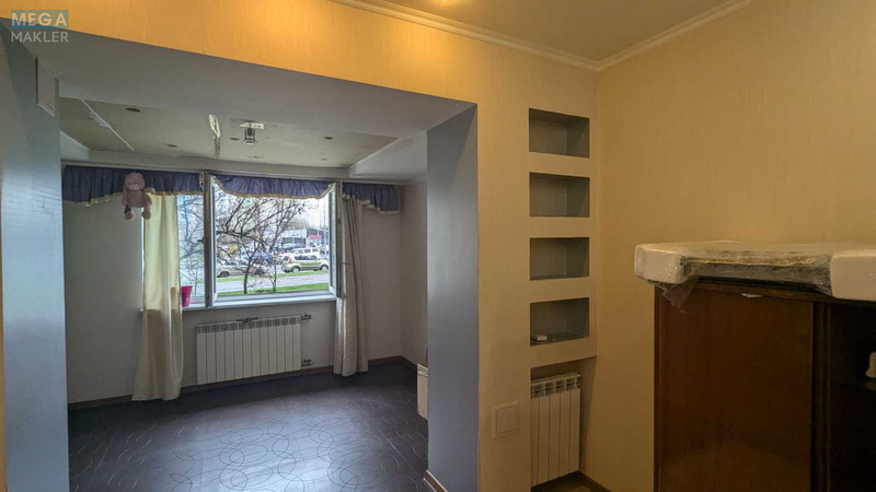 Продаж 2 кімнатної квартири (70/?/?), 1 пов. 10 пов. будинку, <a class="location-link" href="/kiev/" title="Недвижимость Київ">Київ</a>, <a class="location-link" href="/kiev/darnickij/" title="Недвижимость Дарницький район">Дарницький р-н</a>, Михайла Драгоманова вул., 11 (изображение 4)