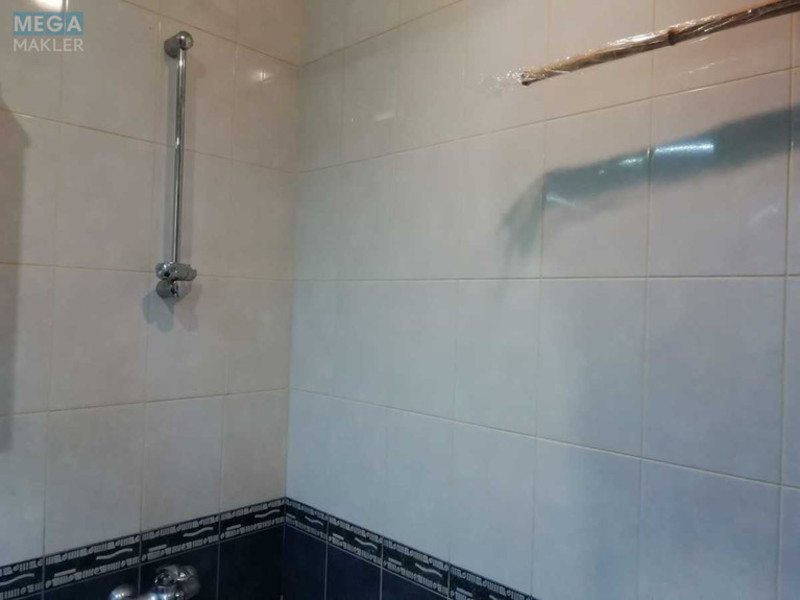 Продаж 2 кімнатної квартири (70/?/?), 1 пов. 10 пов. будинку, <a class="location-link" href="/kiev/" title="Недвижимость Київ">Київ</a>, <a class="location-link" href="/kiev/darnickij/" title="Недвижимость Дарницький район">Дарницький р-н</a>, Михайла Драгоманова вул., 11 (изображение 6)
