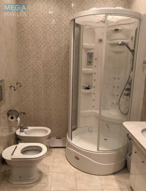 Продаж 4 кімнатної квартири (145/89/30), 4 пов. 5 пов. будинку, <a class="location-link" href="/kiev/" title="Недвижимость Київ">Київ</a>, <a class="location-link" href="/kiev/shevchenkovskij/" title="Недвижимость Шевченківський район">Шевченківський р-н</a>, Олеся Гончара ул., 14 (изображение 4)