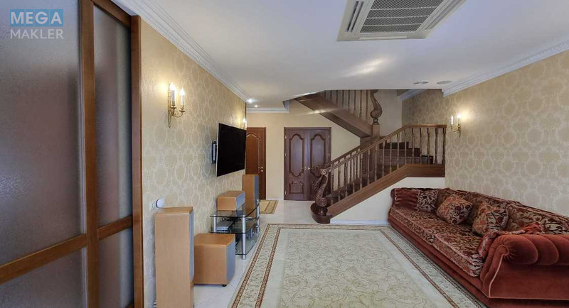 Продаж 4 кімнатної квартири (145/89/30), 4 пов. 5 пов. будинку, <a class="location-link" href="/kiev/" title="Недвижимость Київ">Київ</a>, <a class="location-link" href="/kiev/shevchenkovskij/" title="Недвижимость Шевченківський район">Шевченківський р-н</a>, Олеся Гончара ул., 14 (изображение 12)