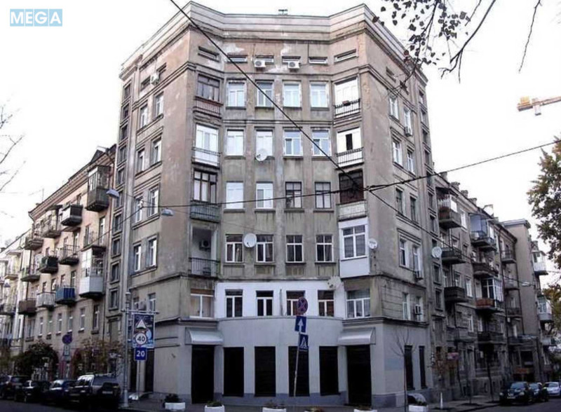Продаж 4 кімнатної квартири (145/89/30), 4 пов. 5 пов. будинку, <a class="location-link" href="/kiev/" title="Недвижимость Київ">Київ</a>, <a class="location-link" href="/kiev/shevchenkovskij/" title="Недвижимость Шевченківський район">Шевченківський р-н</a>, Олеся Гончара ул., 14 (изображение 13)