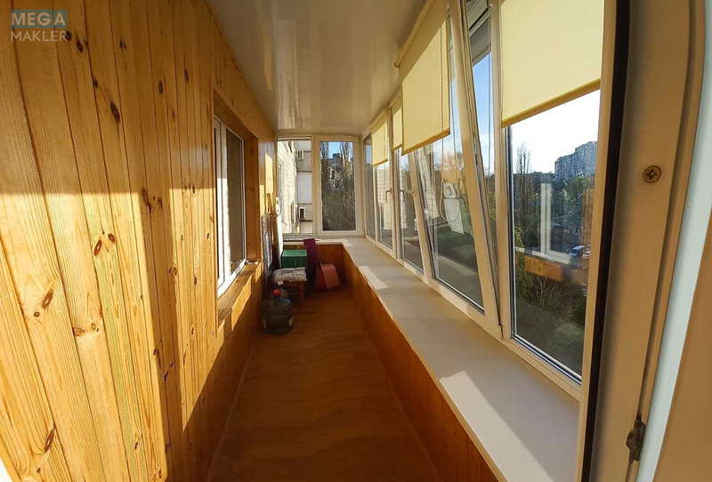 Оренда 2 кімнатної квартири, <a class="location-link" href="/kiev/" title="Недвижимость Київ">Київ</a>, <a class="location-link" href="/kiev/solomenskij/" title="Недвижимость Солом'янський район">Солом'янський р-н</a>, Повітрофлотський просп., 8 (изображение 9)