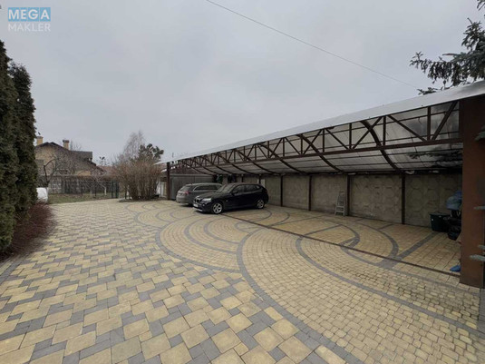 Продаж дома, 1&nbsp; поверх, 1&nbsp;023&nbsp;кв.м, 9&nbsp;кімнат, ділянка 38&nbsp;соток, <a class="location-link" href="/pogreby-selo-kv-brovarskij-rajon/" title="Недвижимость Погреби">Погреби</a>, Постишева, 1 (изображение 3)