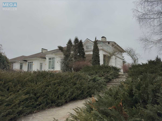 Продаж дома, 1&nbsp; поверх, 1&nbsp;023&nbsp;кв.м, 9&nbsp;кімнат, ділянка 38&nbsp;соток, <a class="location-link" href="/pogreby-selo-kv-brovarskij-rajon/" title="Недвижимость Погреби">Погреби</a>, Постишева, 1 (изображение 6)