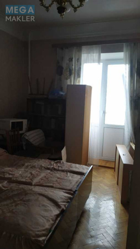 Продаж 3 кімнатної квартири (65/48/6), 3 пов. 3 пов. будинку, <a class="location-link" href="/kiev/" title="Недвижимость Київ">Київ</a>, <a class="location-link" href="/kiev/solomenskij/" title="Недвижимость Солом'янський район">Солом'янський р-н</a>, Соціалістична вул., 28 (изображение 10)