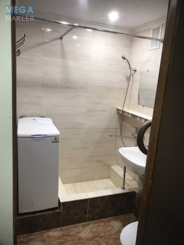 Оренда 2 кімнатної квартири, <a class="location-link" href="/kiev/" title="Недвижимость Київ">Київ</a>, <a class="location-link" href="/kiev/dneprovskij/" title="Недвижимость Дніпровський район">Дніпровський р-н</a>, Харківське шосе, 8 (изображение 3)