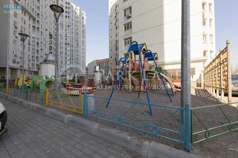 Продаж 2 кімнатної квартири (96/39/19), 3 пов. 22 пов. будинку, <a class="location-link" href="/kiev/" title="Недвижимость Київ">Київ</a>, <a class="location-link" href="/kiev/pecherskij/" title="Недвижимость Печерський район">Печерський р-н</a>, Дружбы Народов бульв., 14-16 (изображение 14)