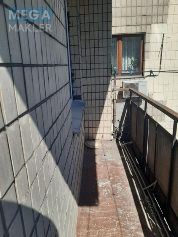 Продаж 2 кімнатної квартири (50,2/26,9/8,2), 6 пов. 14 пов. будинку, <a class="location-link" href="/kiev/" title="Недвижимость Київ">Київ</a>, <a class="location-link" href="/kiev/goloseevskij/" title="Недвижимость Голосіївський район">Голосіївський р-н</a>, проспект Науки 16 (изображение 12)
