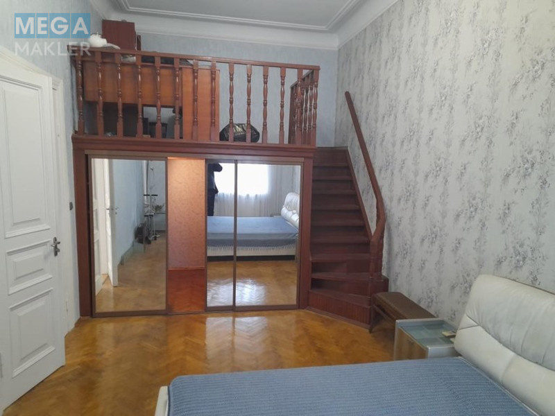 Продаж 7 кімнатної квартири (225/120/20), 2 пов. 5 пов. будинку, <a class="location-link" href="/kiev/" title="Недвижимость Київ">Київ</a>, <a class="location-link" href="/kiev/shevchenkovskij/" title="Недвижимость Шевченківський район">Шевченківський р-н</a>, Саксаганського 28 ( <img src="https://megamakler.com.ua/metro/00ff00.gif" alt="" class="metro" /> м. Дворец спорта, 15 минут ) (изображение 9)