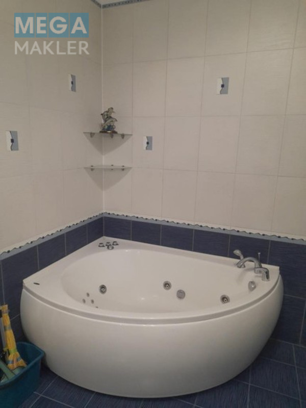 Продаж 7 кімнатної квартири (225/120/20), 2 пов. 5 пов. будинку, <a class="location-link" href="/kiev/" title="Недвижимость Київ">Київ</a>, <a class="location-link" href="/kiev/shevchenkovskij/" title="Недвижимость Шевченківський район">Шевченківський р-н</a>, Саксаганського 28 ( <img src="https://megamakler.com.ua/metro/00ff00.gif" alt="" class="metro" /> м. Дворец спорта, 15 минут ) (изображение 23)