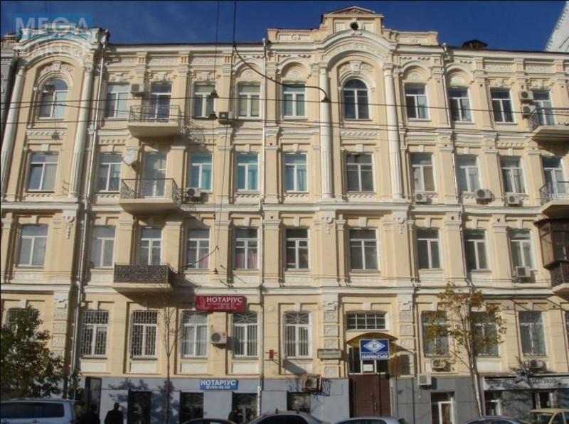 Продаж 7 кімнатної квартири (225/120/20), 2 пов. 5 пов. будинку, <a class="location-link" href="/kiev/" title="Недвижимость Київ">Київ</a>, <a class="location-link" href="/kiev/shevchenkovskij/" title="Недвижимость Шевченківський район">Шевченківський р-н</a>, Саксаганського 28 ( <img src="https://megamakler.com.ua/metro/00ff00.gif" alt="" class="metro" /> м. Дворец спорта, 15 минут ) (изображение 30)