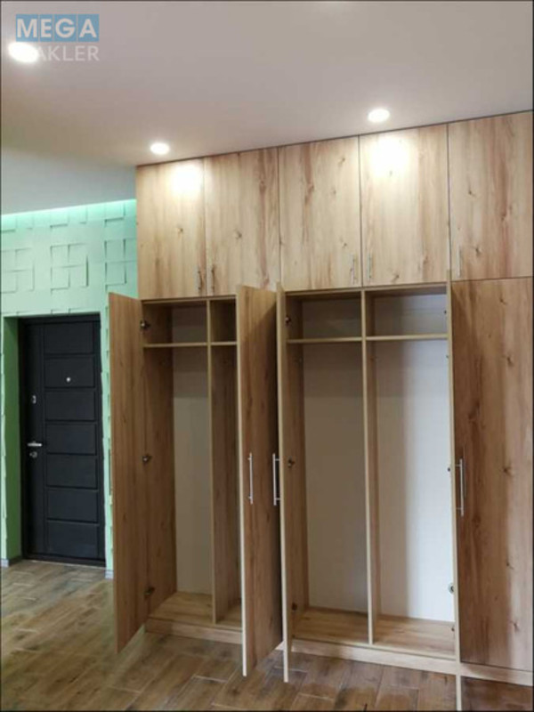 Продаж комерційної нерухомості, 74 кв.м, под офис, <a class="location-link" href="/kiev/" title="Недвижимость Київ">Київ</a>, <a class="location-link" href="/kiev/pecherskij/" title="Недвижимость Печерський район">Печерський р-н</a>, Щорса ул., 36Е (изображение 8)