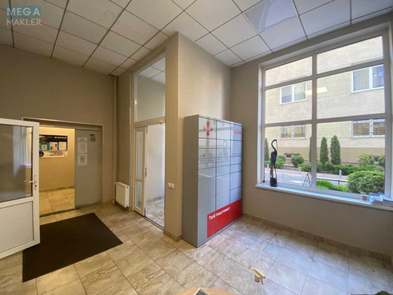 Продаж комерційної нерухомості, 74 кв.м, под офис, <a class="location-link" href="/kiev/" title="Недвижимость Київ">Київ</a>, <a class="location-link" href="/kiev/pecherskij/" title="Недвижимость Печерський район">Печерський р-н</a>, Щорса ул., 36Е (изображение 11)