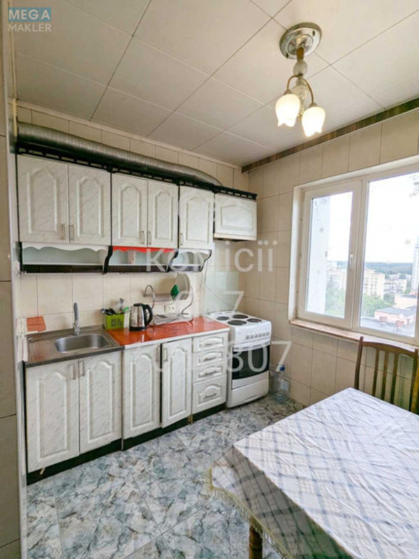 Продаж 3 кімнатної квартири (72/?/8,3), 15 пов. 16 пов. будинку, <a class="location-link" href="/kiev/" title="Недвижимость Київ">Київ</a>, <a class="location-link" href="/kiev/podolskij/" title="Недвижимость Подільський район">Подільський р-н</a>, Правды просп., 6а (изображение 11)