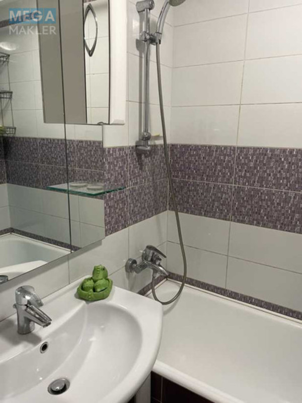 Оренда 2 кімнатної квартири, <a class="location-link" href="/kiev/" title="Недвижимость Київ">Київ</a>, <a class="location-link" href="/kiev/svyatoshinskij/" title="Недвижимость Святошинський район">Святошинський р-н</a>, Чистяківська вул., 11б (изображение 14)