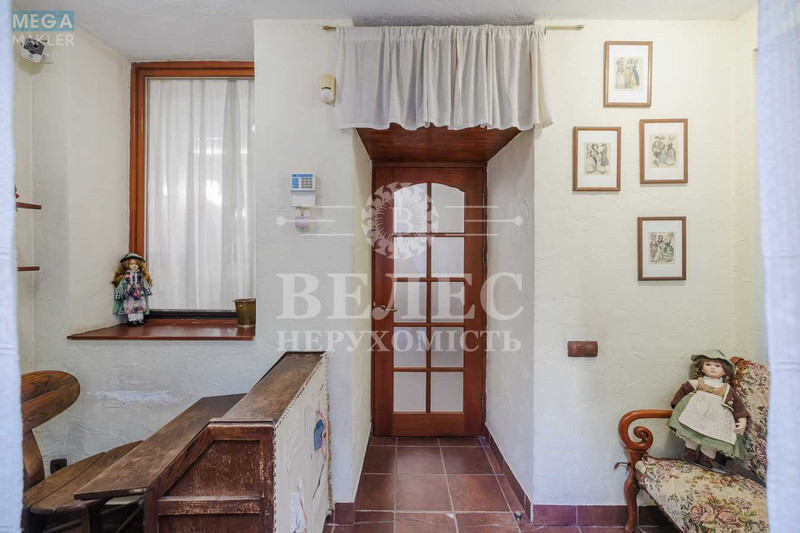 Продаж комерційної нерухомості, 29 кв.м, <a class="location-link" href="/kiev/" title="Недвижимость Київ">Київ</a>, <a class="location-link" href="/kiev/podolskij/" title="Недвижимость Подільський район">Подільський р-н</a>, Межигірська вул., 24 (изображение 8)