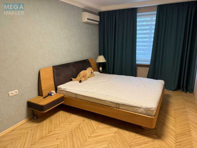 Оренда 3 кімнатної квартири, <a class="location-link" href="/kiev/" title="Недвижимость Київ">Київ</a>, <a class="location-link" href="/kiev/dneprovskij/" title="Недвижимость Дніпровський район">Дніпровський р-н</a>, Верховного Совета бульв., 19 (изображение 2)