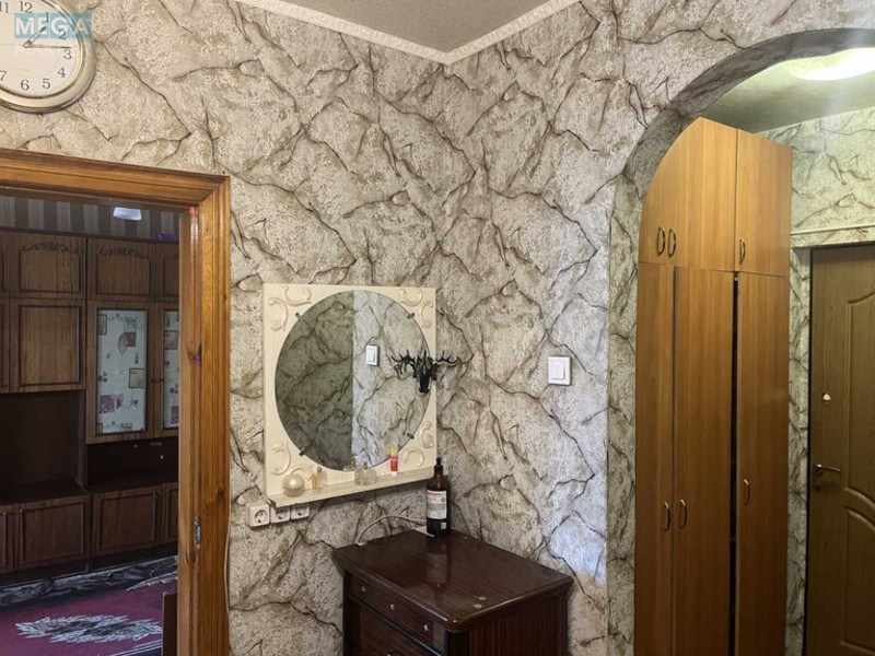 Оренда 3 кімнатної квартири, <a class="location-link" href="/kiev/" title="Недвижимость Київ">Київ</a>, <a class="location-link" href="/kiev/desnyanskij/" title="Недвижимость Деснянський район">Деснянський р-н</a>, Оноре Де Бальзака ул., 61 (изображение 2)