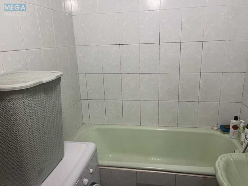 Оренда 3 кімнатної квартири, <a class="location-link" href="/kiev/" title="Недвижимость Київ">Київ</a>, <a class="location-link" href="/kiev/desnyanskij/" title="Недвижимость Деснянський район">Деснянський р-н</a>, Оноре Де Бальзака ул., 61 (изображение 10)