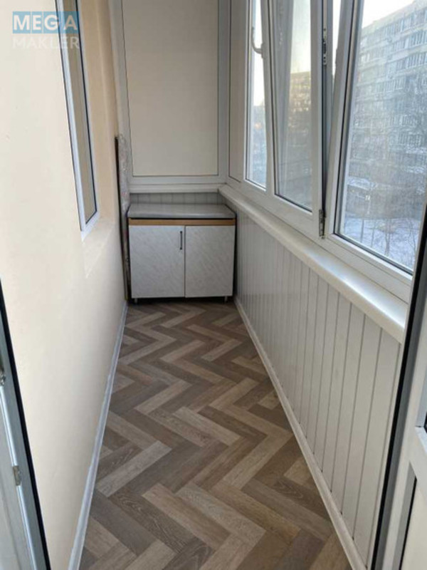 Оренда 2 кімнатної квартири, <a class="location-link" href="/kiev/" title="Недвижимость Київ">Київ</a>, <a class="location-link" href="/kiev/goloseevskij/" title="Недвижимость Голосіївський район">Голосіївський р-н</a>, Васильківська вул., 2 (изображение 11)