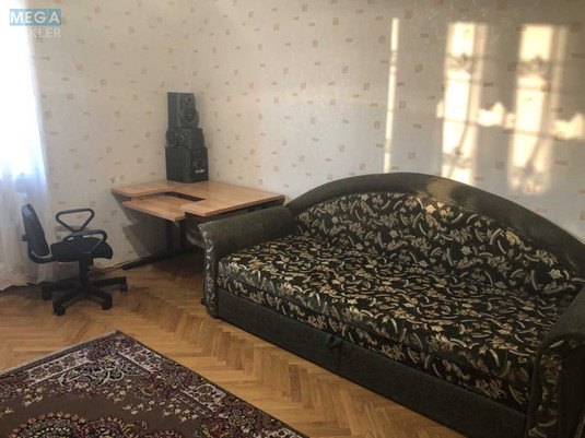 Оренда кімнати (підселення), <a class="location-link" href="/kiev/" title="Недвижимость Київ">Київ</a>, <a class="location-link" href="/kiev/darnickij/" title="Недвижимость Дарницький район">Дарницький р-н</a>, Срібнокільська вул., 24 (изображение 3)