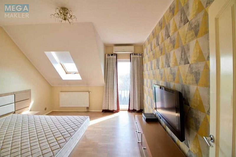 Продаж дома, 2 поверху, 163 кв.м, 5 кімнат, ділянка 4,22 сотки, <a class="location-link" href="/starye-petrovcy/" title="Недвижимость Старі Петрівці">Старі Петрівці</a>, Садова (изображение 15)