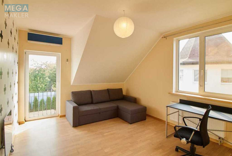 Продаж дома, 2 поверху, 163 кв.м, 5 кімнат, ділянка 4,22 сотки, <a class="location-link" href="/starye-petrovcy/" title="Недвижимость Старі Петрівці">Старі Петрівці</a>, Садова (изображение 16)
