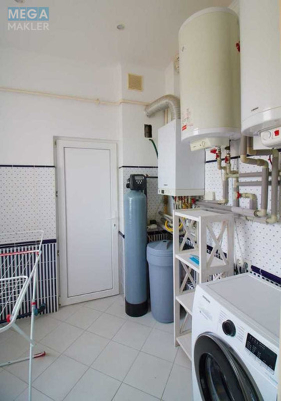 Продаж дома, 2 поверху, 163 кв.м, 5 кімнат, ділянка 4,22 сотки, <a class="location-link" href="/starye-petrovcy/" title="Недвижимость Старі Петрівці">Старі Петрівці</a>, Садова (изображение 20)