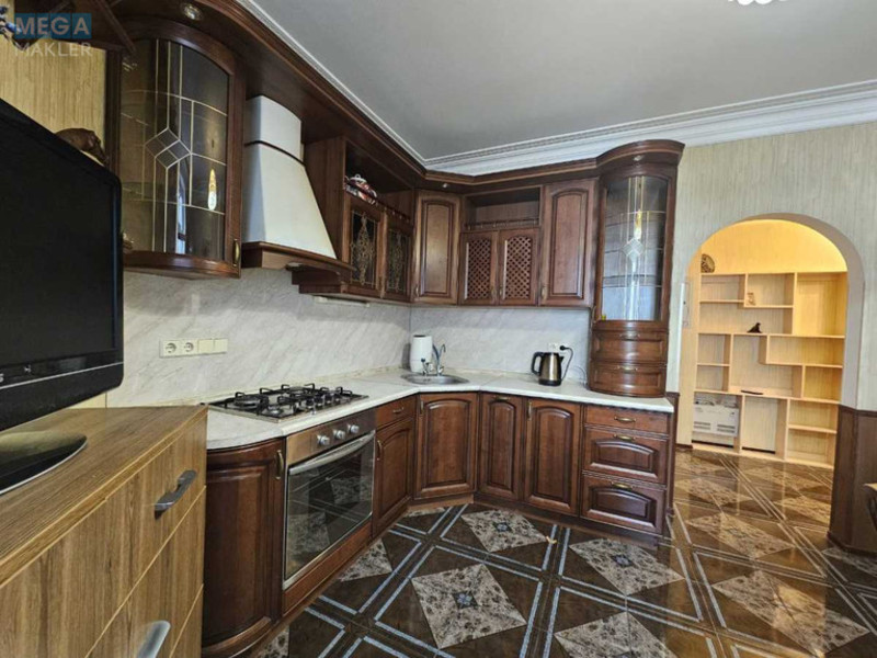 Оренда 1 кімнатної квартири, <a class="location-link" href="/kiev/" title="Недвижимость Київ">Київ</a>, <a class="location-link" href="/kiev/dneprovskij/" title="Недвижимость Дніпровський район">Дніпровський р-н</a>, Раїси Окіпної вул., 8 (изображение 10)