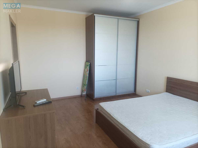 Оренда 2 кімнатної квартири, <a class="location-link" href="/kiev/" title="Недвижимость Київ">Київ</a>, <a class="location-link" href="/kiev/darnickij/" title="Недвижимость Дарницький район">Дарницький р-н</a>, Михайла Драгоманова вул., 6/1 (изображение 4)