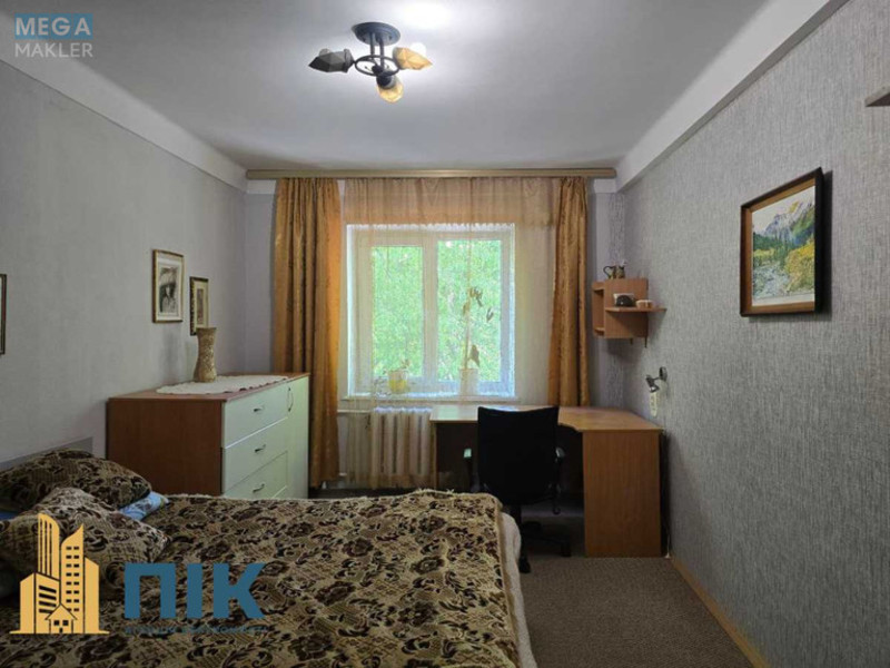 Продаж 2 кімнатної квартири (63/34/7,5), 3 пов. 9 пов. будинку, <a class="location-link" href="/kiev/" title="Недвижимость Київ">Київ</a>, <a class="location-link" href="/kiev/solomenskij/" title="Недвижимость Солом'янський район">Солом'янський р-н</a>, Волгоградская ул., 33 (изображение 5)