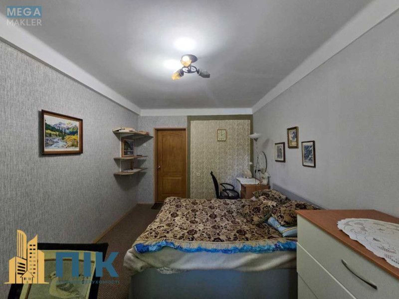 Продаж 2 кімнатної квартири (63/34/7,5), 3 пов. 9 пов. будинку, <a class="location-link" href="/kiev/" title="Недвижимость Київ">Київ</a>, <a class="location-link" href="/kiev/solomenskij/" title="Недвижимость Солом'янський район">Солом'янський р-н</a>, Волгоградская ул., 33 (изображение 8)