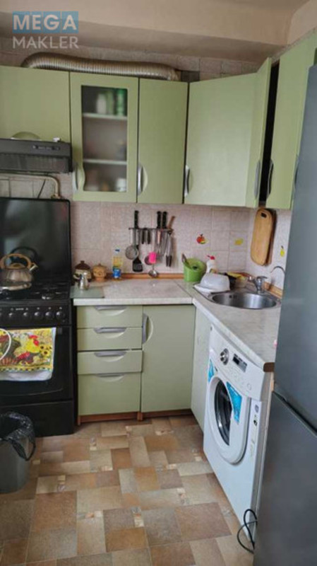 Оренда 1 кімнатної квартири, <a class="location-link" href="/kiev/" title="Недвижимость Київ">Київ</a>, <a class="location-link" href="/kiev/shevchenkovskij/" title="Недвижимость Шевченківський район">Шевченківський р-н</a>, Желябова вул., 10 (изображение 5)
