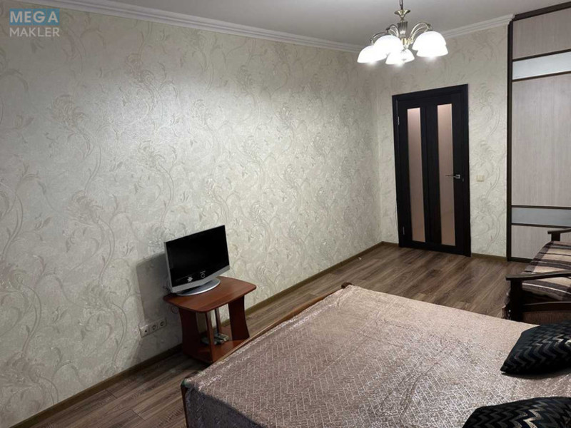 Оренда 1 кімнатної квартири, <a class="location-link" href="/kiev/" title="Недвижимость Київ">Київ</a>, <a class="location-link" href="/kiev/darnickij/" title="Недвижимость Дарницький район">Дарницький р-н</a>, Урловская ул., 23а (изображение 4)