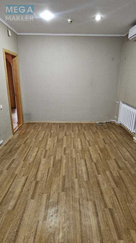 Оренда комерційної нерухомості, 80 кв.м, под офис, <a class="location-link" href="/kiev/" title="Недвижимость Київ">Київ</a>, <a class="location-link" href="/kiev/pecherskij/" title="Недвижимость Печерський район">Печерський р-н</a>, Патриса Лумумбы ул., 7 (изображение 14)