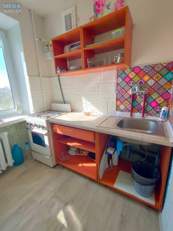 Оренда 1 кімнатної квартири, <a class="location-link" href="/kiev/" title="Недвижимость Київ">Київ</a>, <a class="location-link" href="/kiev/solomenskij/" title="Недвижимость Солом'янський район">Солом'янський р-н</a>, Олекси Тихого вул., 55/13 (изображение 2)