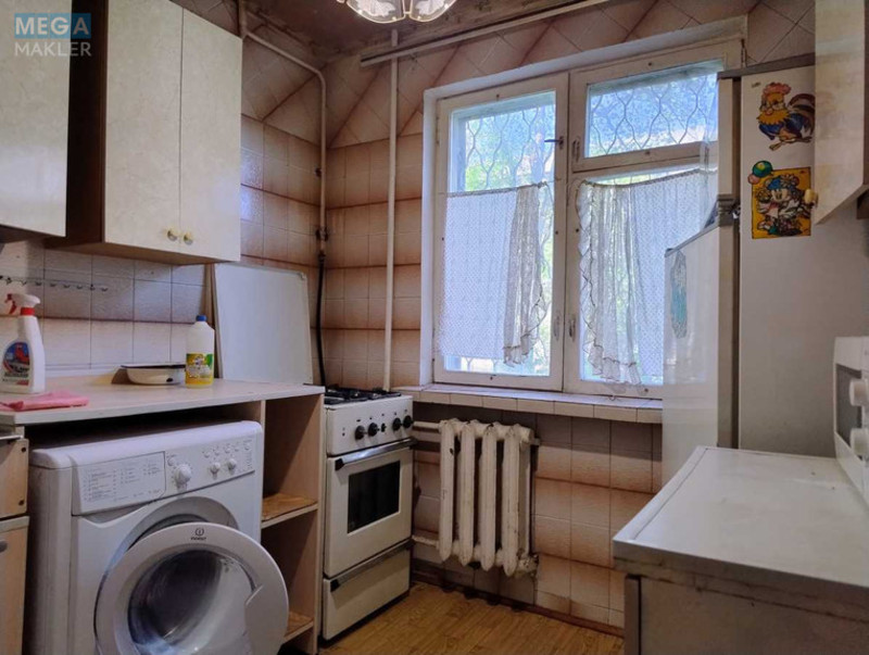 Продаж 3 кімнатної квартири (57/40/6), 1 пов. 5 пов. будинку, <a class="location-link" href="/kiev/" title="Недвижимость Київ">Київ</a>, <a class="location-link" href="/kiev/svyatoshinskij/" title="Недвижимость Святошинський район">Святошинський р-н</a>, Академіка Туполєва вул., 17в (изображение 6)
