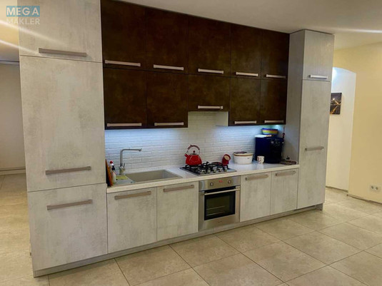Продаж дома, 2&nbsp;поверху, 320&nbsp;кв.м, 5&nbsp;кімнат, ділянка 11&nbsp;соток, <a class="location-link" href="/lesniki-selo/" title="Недвижимость Лісники">Лісники</a>, Зарічна (изображение 3)