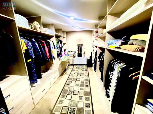 Продаж дома, 2&nbsp;поверху, 320&nbsp;кв.м, 5&nbsp;кімнат, ділянка 11&nbsp;соток, <a class="location-link" href="/lesniki-selo/" title="Недвижимость Лісники">Лісники</a>, Зарічна (изображение 16)