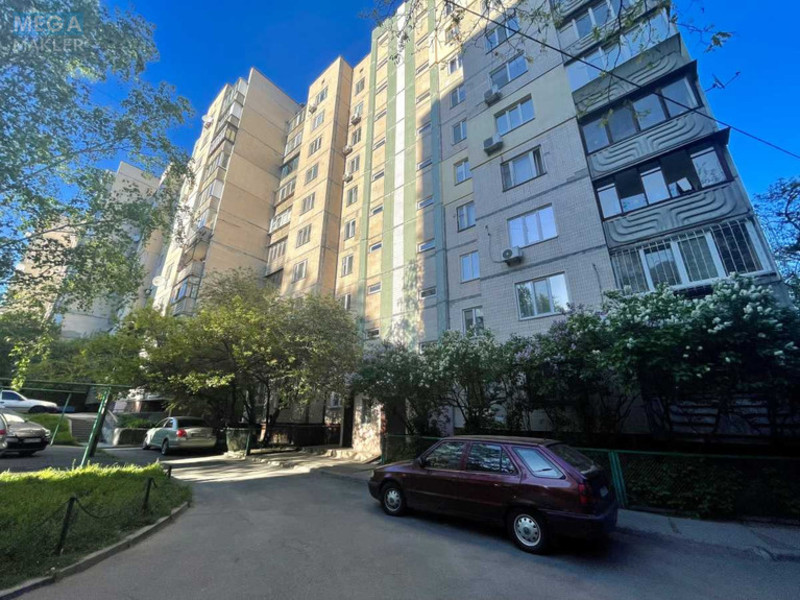 Продаж 2 кімнатної квартири (52/37/8), 5 пов. 9 пов. будинку, <a class="location-link" href="/kiev/" title="Недвижимость Київ">Київ</a>, <a class="location-link" href="/kiev/shevchenkovskij/" title="Недвижимость Шевченківський район">Шевченківський р-н</a>, Печенежская ул., 9 (изображение 8)