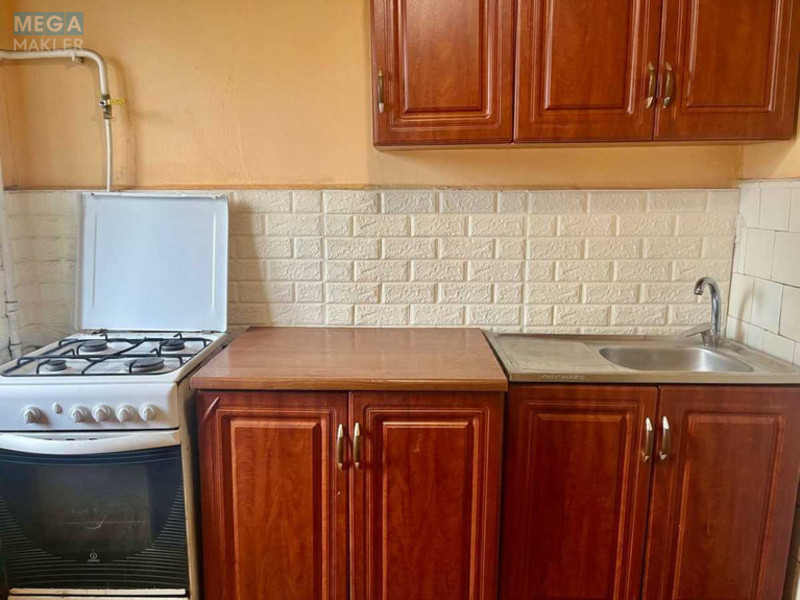 Продаж 2 кімнатної квартири (43,5/30/6), 3 пов. 5 пов. будинку, <a class="location-link" href="/kiev/" title="Недвижимость Київ">Київ</a>, <a class="location-link" href="/kiev/shevchenkovskij/" title="Недвижимость Шевченківський район">Шевченківський р-н</a>, Олены Телиги ул., 21 (изображение 2)