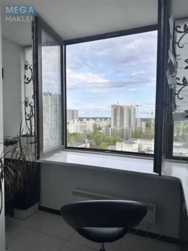 Оренда 2 кімнатної квартири, <a class="location-link" href="/kiev/" title="Недвижимость Київ">Київ</a>, <a class="location-link" href="/kiev/goloseevskij/" title="Недвижимость Голосіївський район">Голосіївський р-н</a>, Михайла Ломоносова вул., 52 (изображение 10)