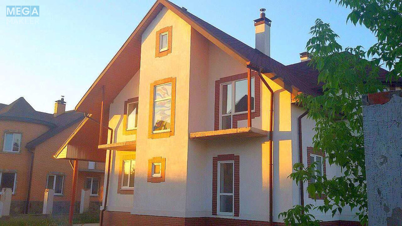 Продаж дома, 3 поверху, 300 кв.м, 6 кімнат, ділянка 10 соток, <a class="location-link" href="/kiev/" title="Недвижимость Київ">Київ</a>, <a class="location-link" href="/kiev/svyatoshinskij/" title="Недвижимость Святошинський район">Святошинський р-н</a>, Бударина ул., 45 (изображение 7)