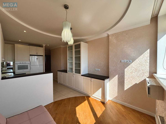 Продаж 2 кімнатної квартири (92/60/16), 9 пов. 25 пов. будинку, <a class="location-link" href="/kiev/" title="Недвижимость Київ">Київ</a>, <a class="location-link" href="/kiev/goloseevskij/" title="Недвижимость Голосіївський район">Голосіївський р-н</a>, Михаила Максимовича ул., 3Г (изображение 2)