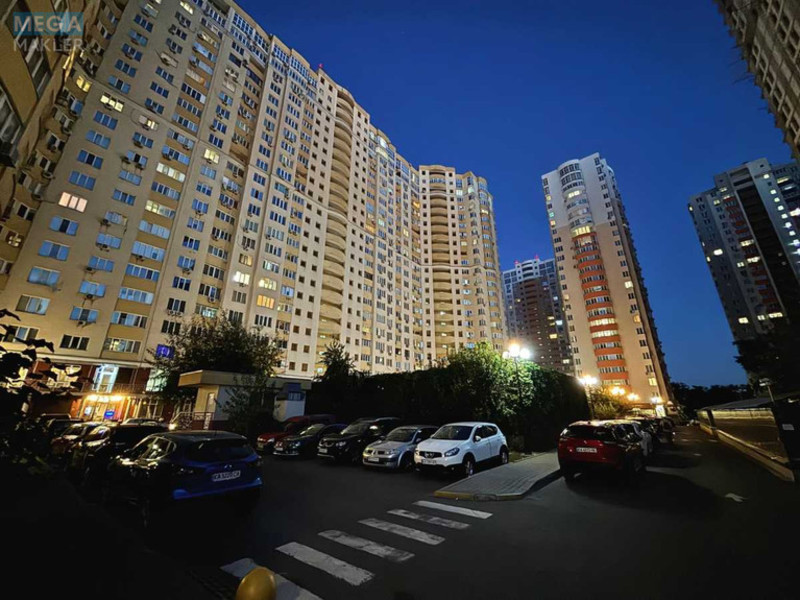 Продаж 2 кімнатної квартири (92/60/16), 9 пов. 25 пов. будинку, <a class="location-link" href="/kiev/" title="Недвижимость Київ">Київ</a>, <a class="location-link" href="/kiev/goloseevskij/" title="Недвижимость Голосіївський район">Голосіївський р-н</a>, Михаила Максимовича ул., 3Г (изображение 21)
