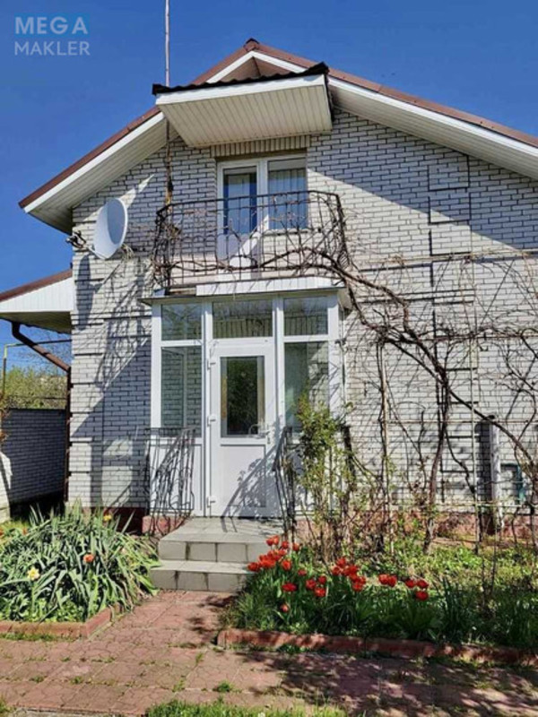 Продаж дома, 2 поверху, 225 кв.м, 5 кімнат, ділянка 10 соток, <a class="location-link" href="/kiev/" title="Недвижимость Київ">Київ</a>, <a class="location-link" href="/kiev/goloseevskij/" title="Недвижимость Голосіївський район">Голосіївський р-н</a>, Столичное шоссе (изображение 3)
